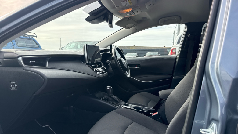 Toyota Corolla 1.8 VVT-i Hybrid Design 4dr CVT Hybrid Saloon